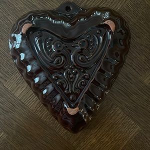 West German Bird heart mold, glossy.